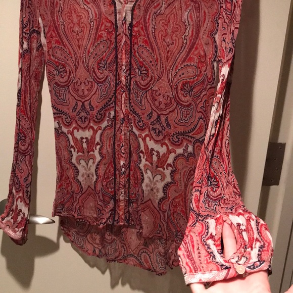 Patterned top - Picture 2 of 3